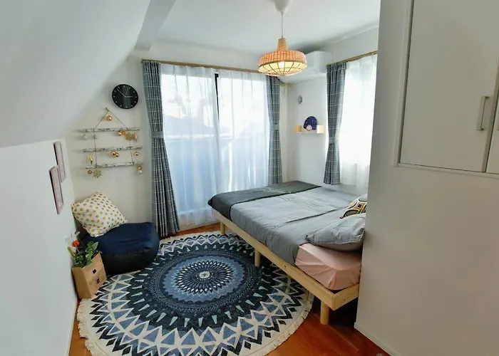 Three-Story Japanese-Style Villa In Shinjuku