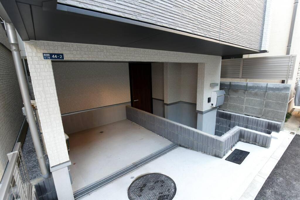 Three-story Japanese-style In Shinjuku *